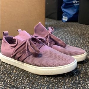 Purple shoes!! 💜💜